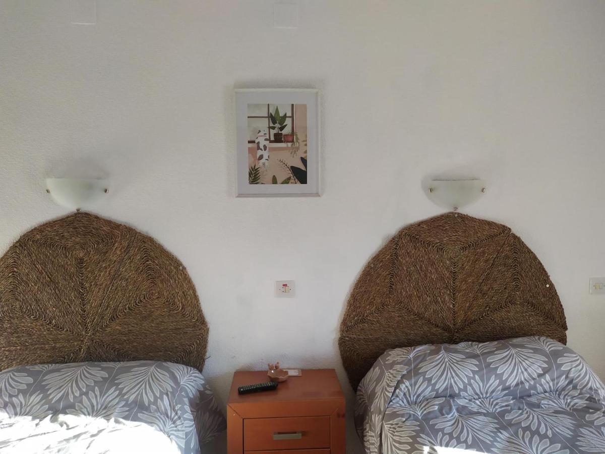 Hostal Ruta Del Sur Huéscar Екстериор снимка